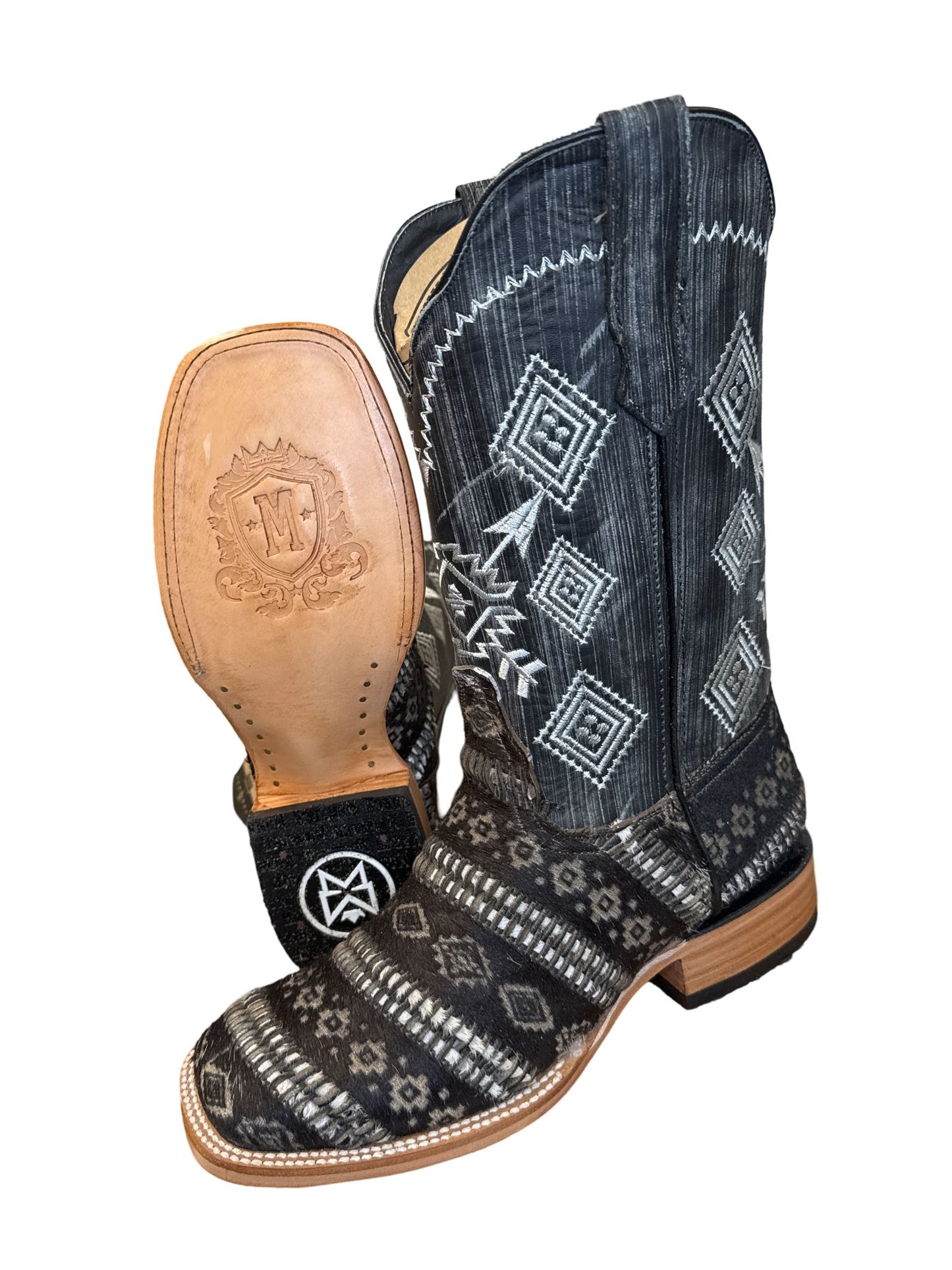 Bota Vaquera Para Caballero Pelo De Vaca Diseno Azteca - Handcrafted, 100% Mexico, Durable & Comfortable, Perfect for Any Occasion - Footwear, Boy