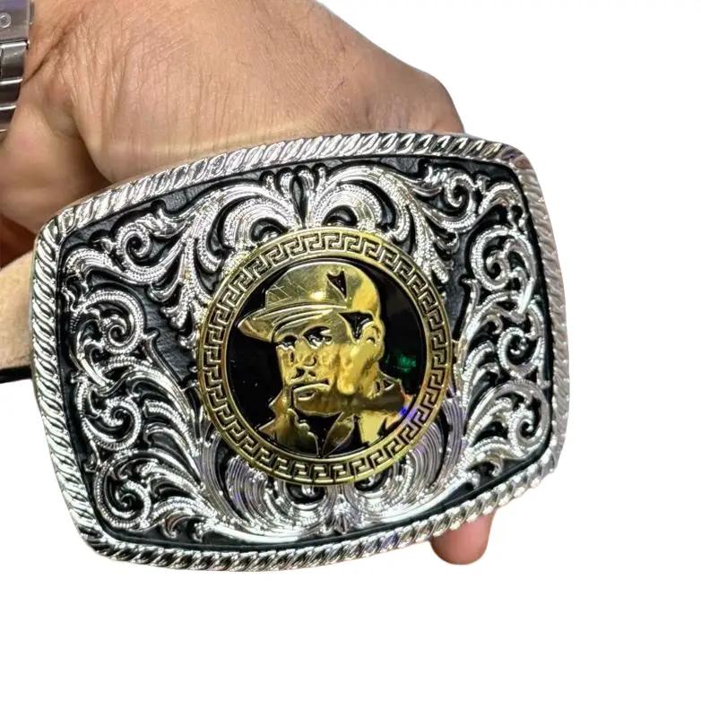 Hebilla De Metal Del Señor Guzmán for Caballero - Metallic Buckle with Unique Design and Decorative Elements